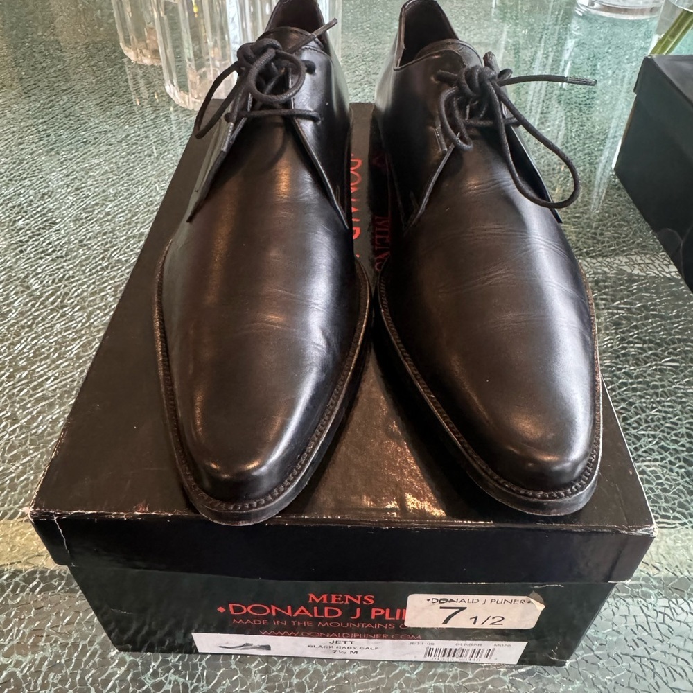 Donald J. Pliner Men's Black Leather‎ Dress Shoes 7.5 M